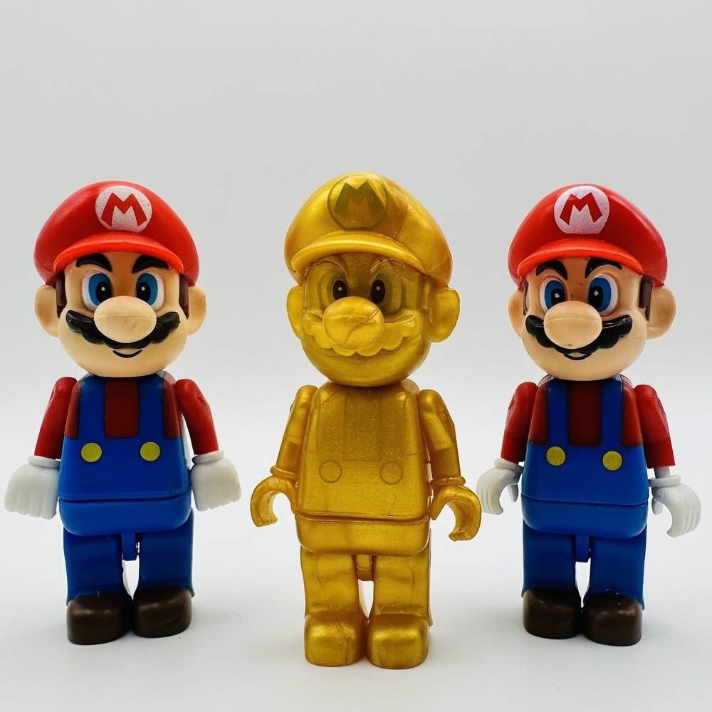 Nintendo K'NEX Super Mario Figure Set with Gold Mario Collectible Pre-owned